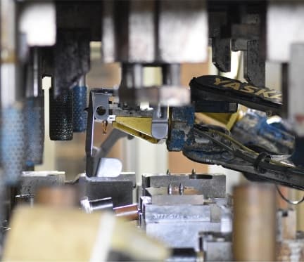 metal stamping for commercial vehicles